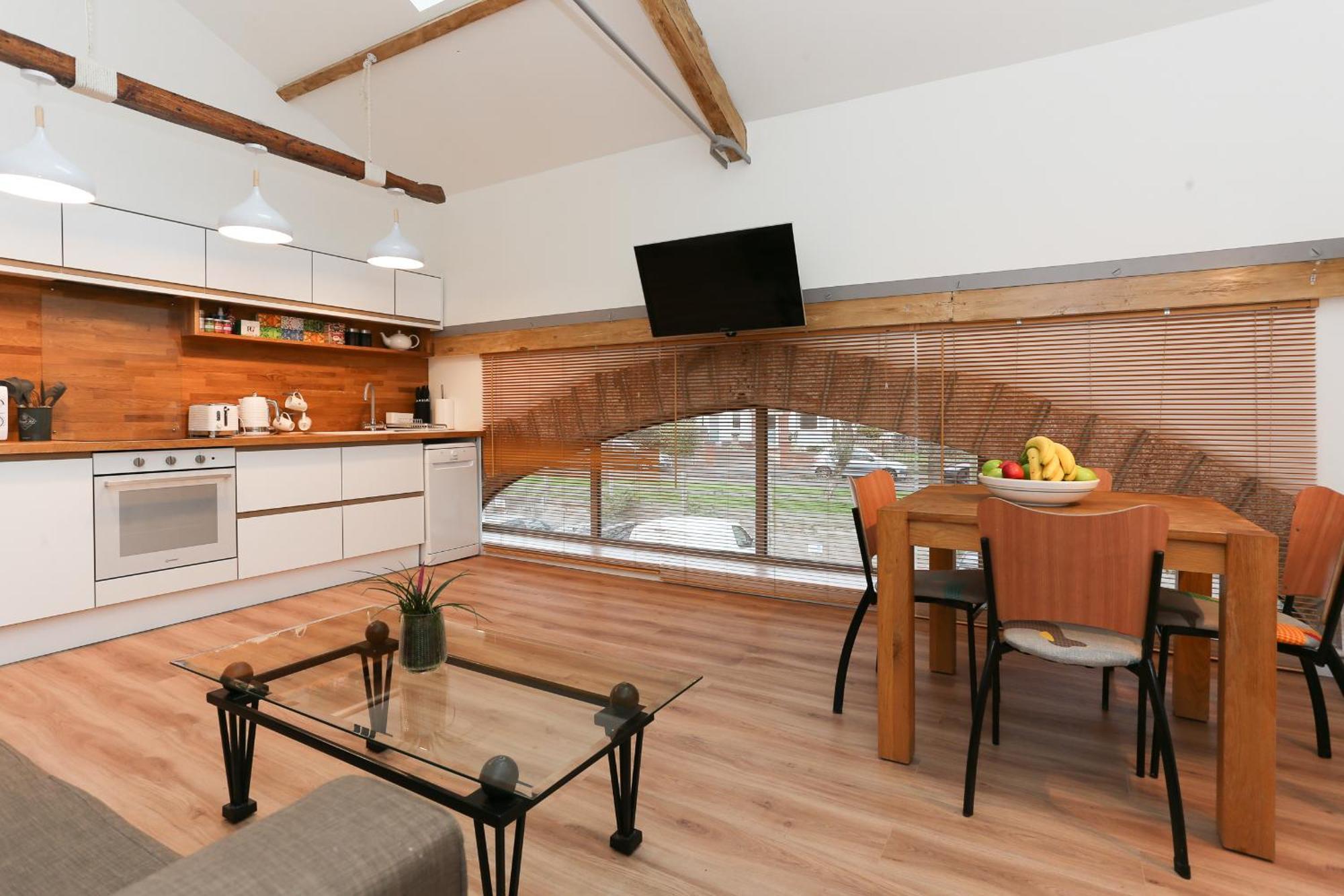 Strawberry Line, Apartment 2 Wells Bagian luar foto